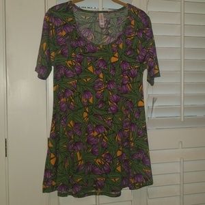 NWT Lularoe Perfect Tee - Purple Tulips